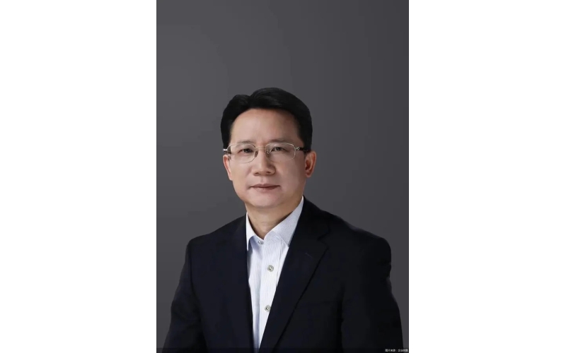 全國人大代表丁雄軍：加快中國白酒國際化發(fā)展進(jìn)程