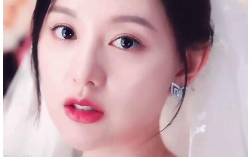 金智媛成為燒酒代言人 接替因戀情爭(zhēng)議形象受損的韓素希